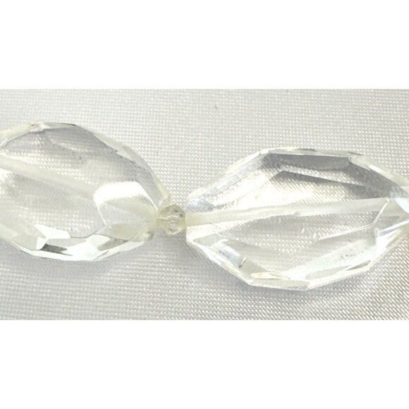 Carolee Yellow & Clear Natural Stone Beaded Necklace With Lobster Clasp - Picture 3 of 6